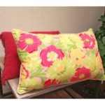 Cojín decorativo estampado en tela flores